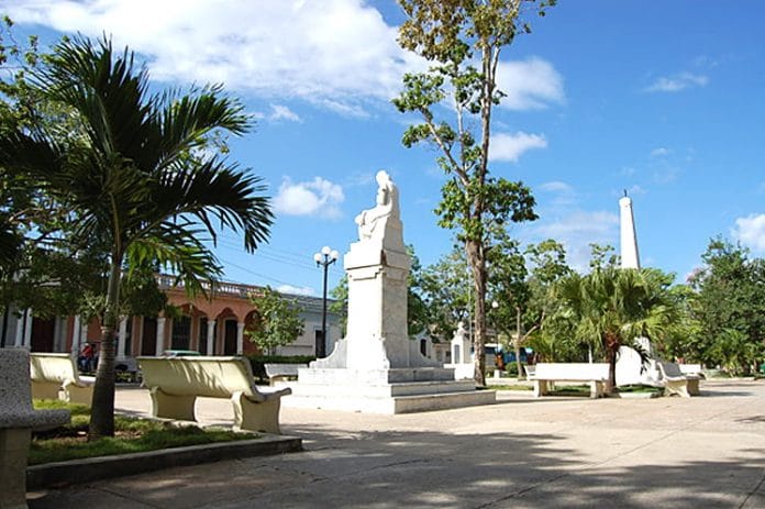 Ubicado en Las Tunas, el Parque Antonio Maceo Las Tunas ha devenido en símbolo de esa ciudad.